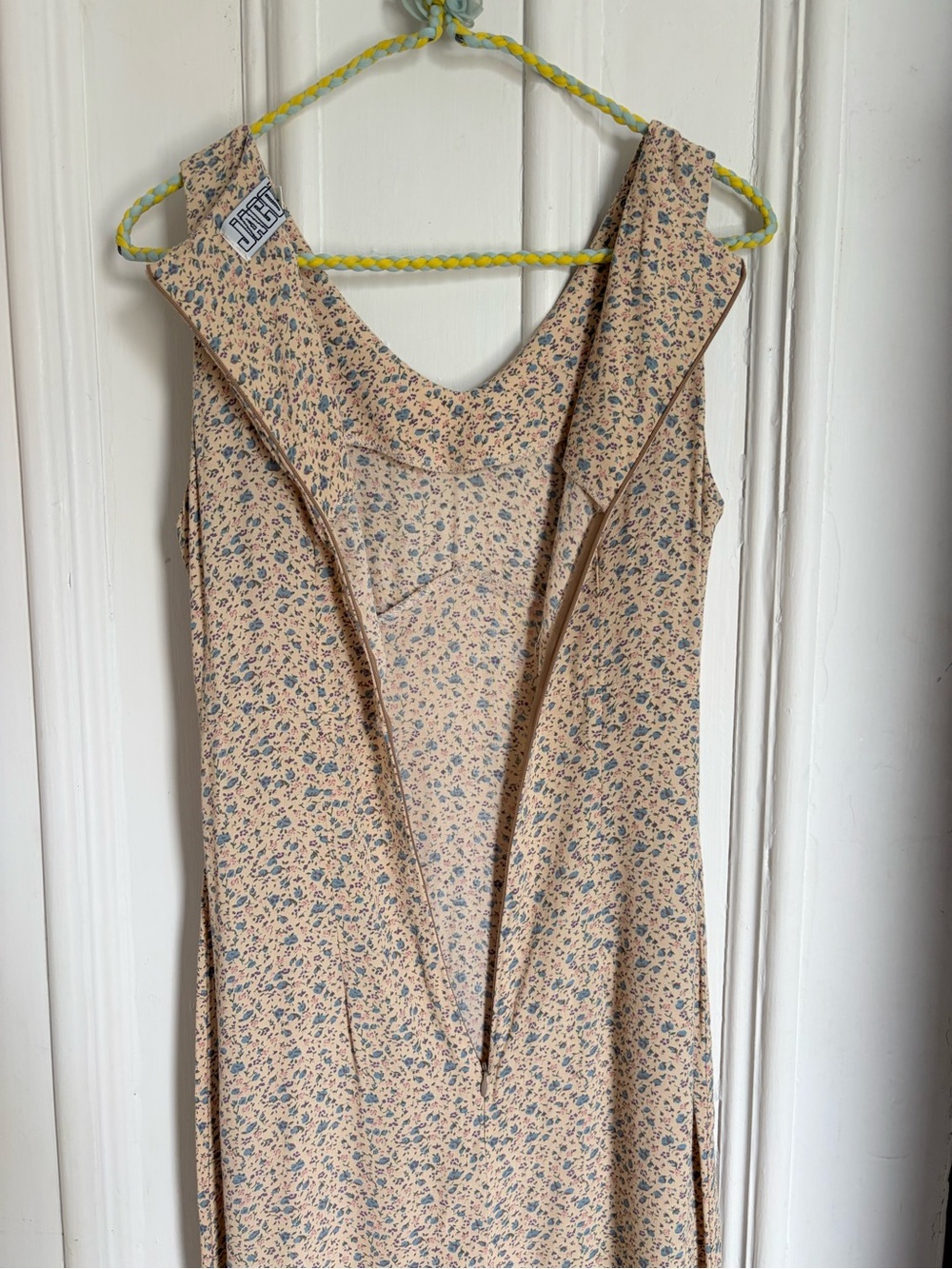 Y2K Vintage Jacob Sleeveless Floral Maxi Dress in Pale Yellow and Blue - Picture 6 of 8